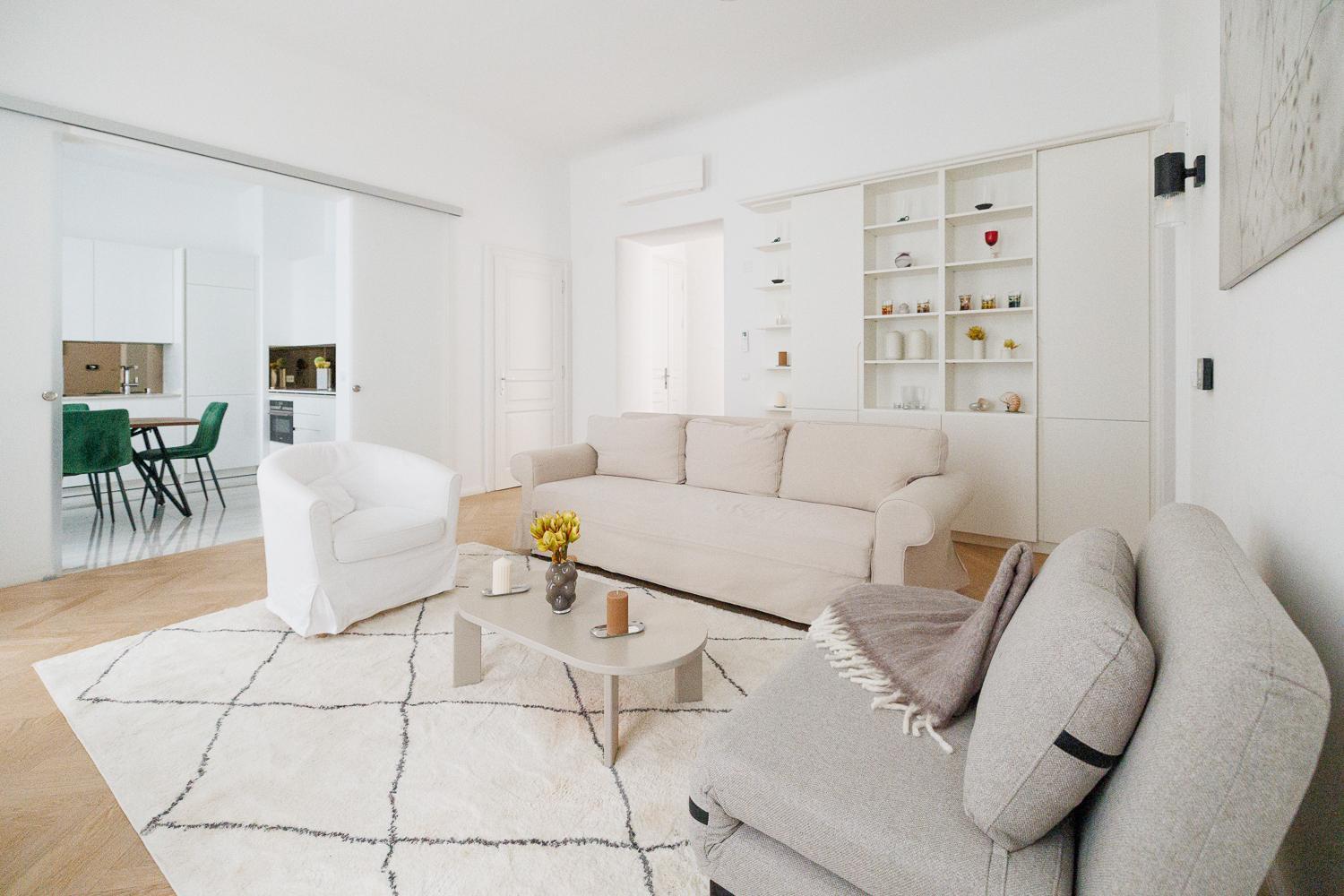 Ultra Spacious 3-bedroom 3-bath Steps From Vienna's Historic Heart Appartement *