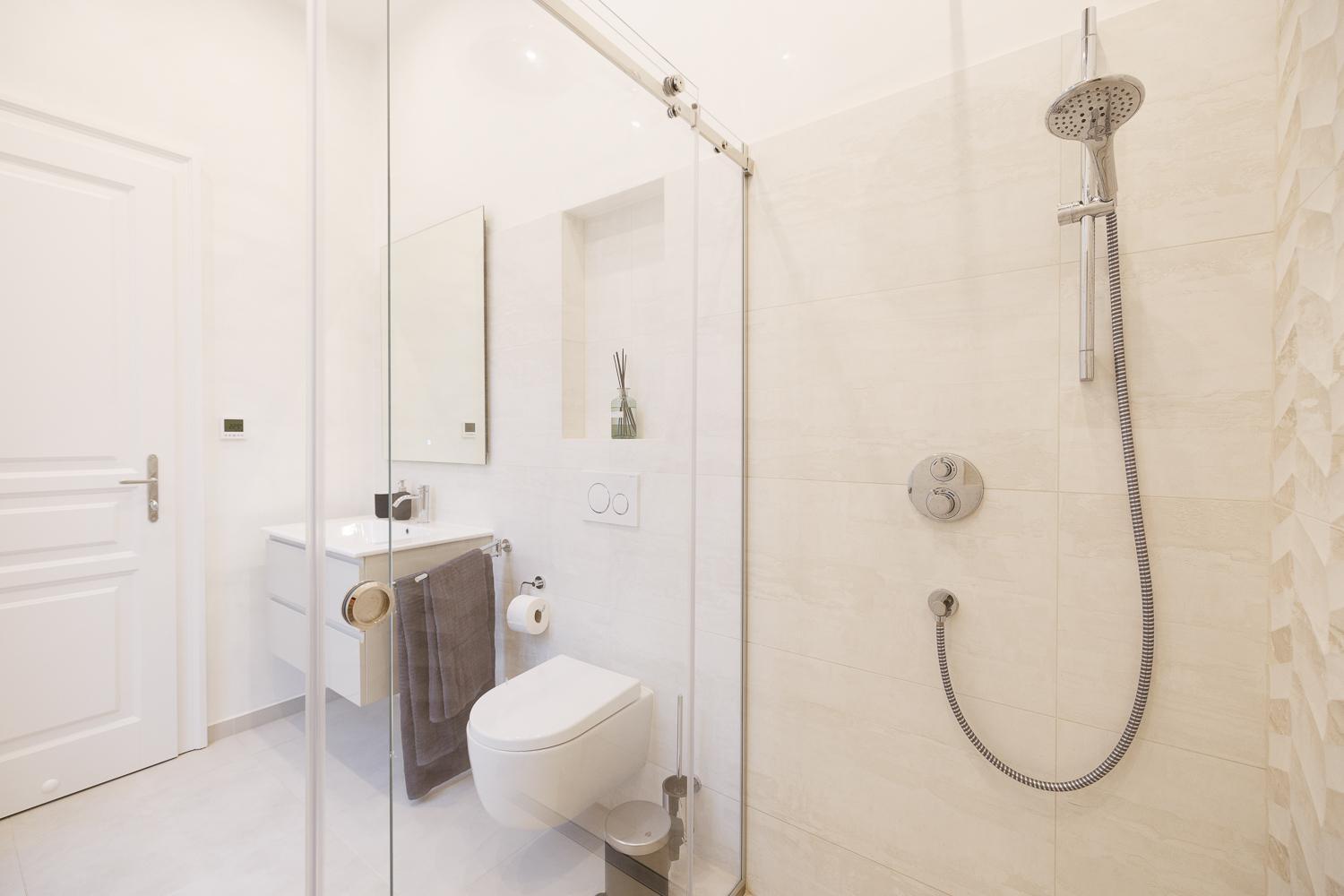 Appartement Ultra Spacious 3-bedroom 3-bath Steps From Vienna's Historic Heart Vienne