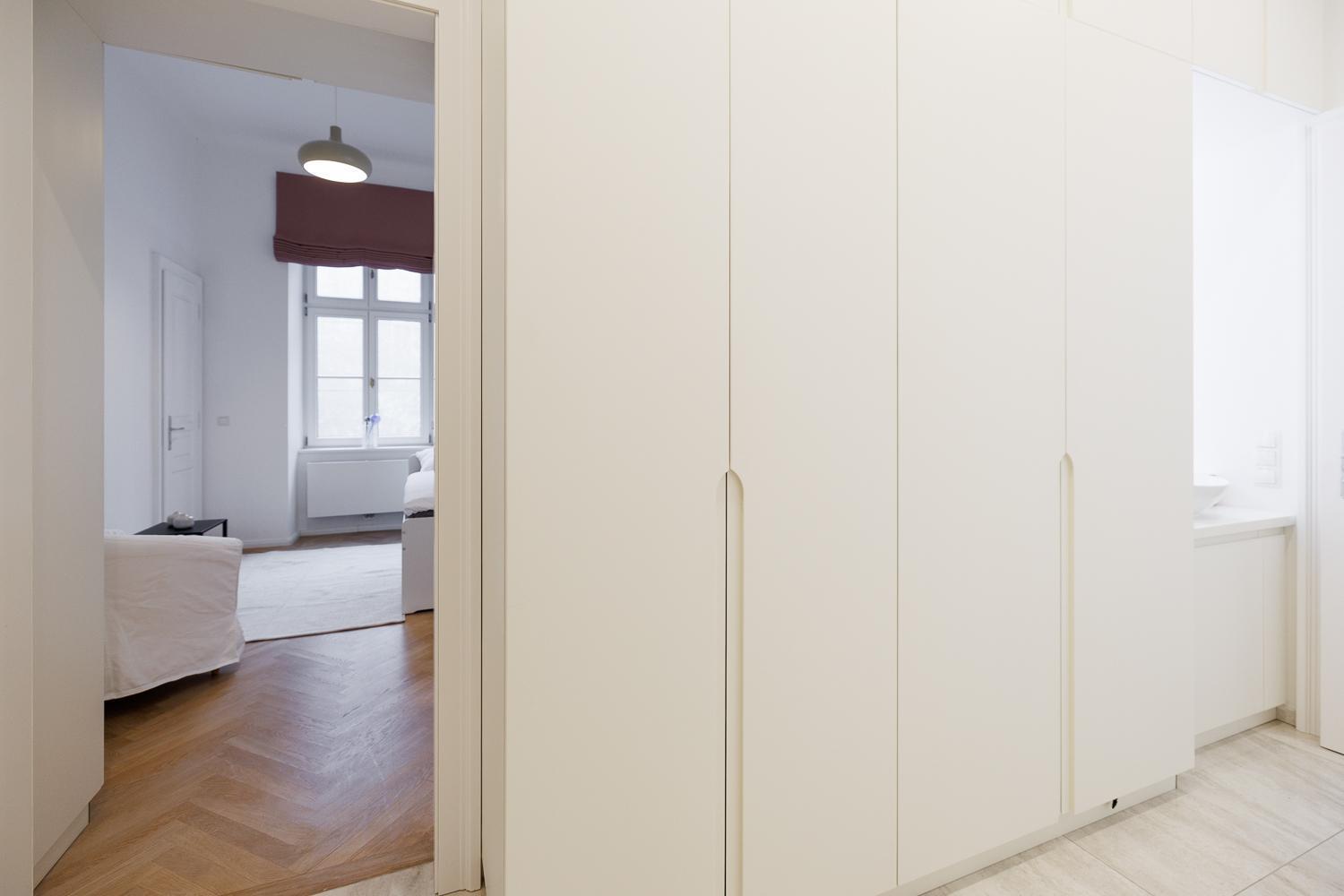 Ultra Spacious 3-bedroom 3-bath Steps From Vienna's Historic Heart Appartement